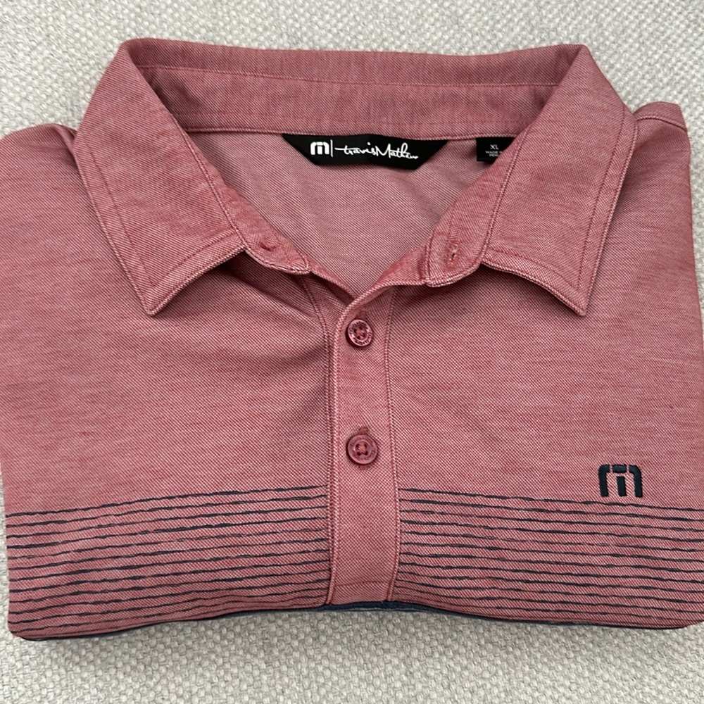 XL Men’s Travis Matthew polo - Picture 4 of 4